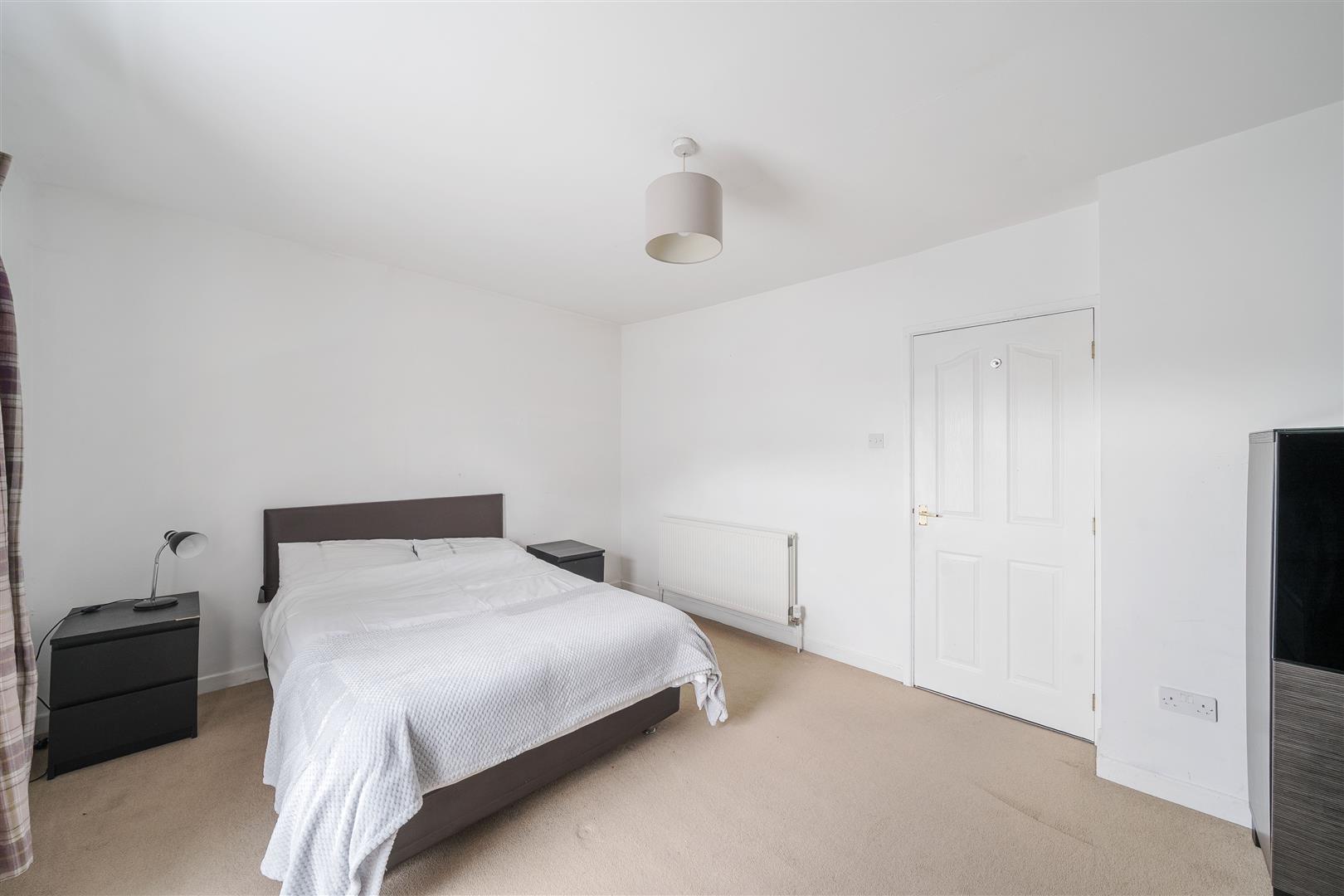 Burrows Road, Sandfields, Swansea, SA1 3TT